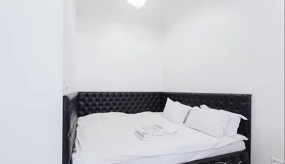 Апартаменты HouseHome Киев-19