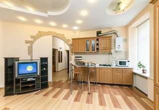 Апартаменты HouseHome Киев Апартаменты с 2 спальнями. Kostolna 6-7