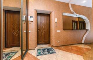 Апартаменты HouseHome Киев Апартаменты с 1 спальней. Малая Житомирская 10-1