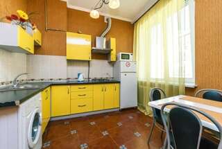 Апартаменты HouseHome Киев Апартаменты с 1 спальней и балконом. Софиевская 2/1-8