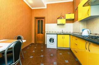 Апартаменты HouseHome Киев Апартаменты с 1 спальней и балконом. Софиевская 2/1-9