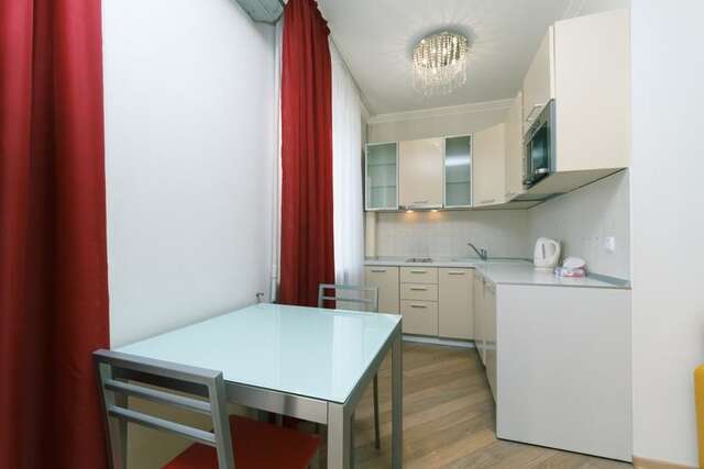 Апартаменты HouseHome Киев-9